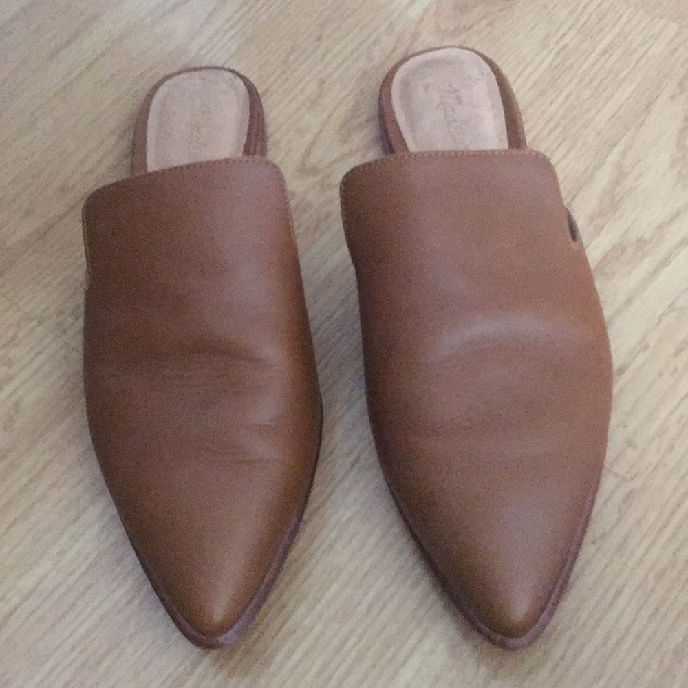 Madewell mules in EUC